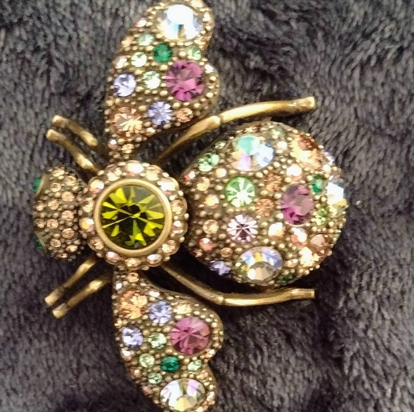 NIB RARE Vintage Joan Rivers Large Prismatic Bug Brooch with Swarovski Crystals - Picture 5 of 7